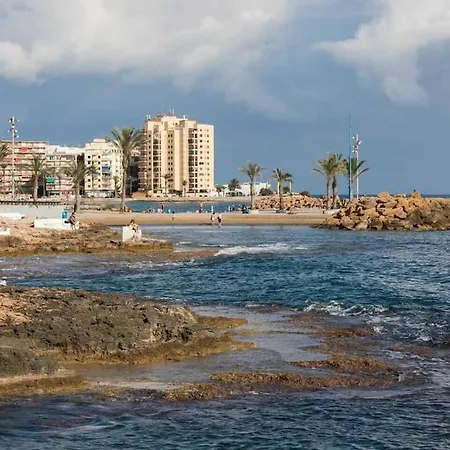 Apartamento En Torrevieja Con Piscina Y A 100 Metros De La Playa Exterior photo